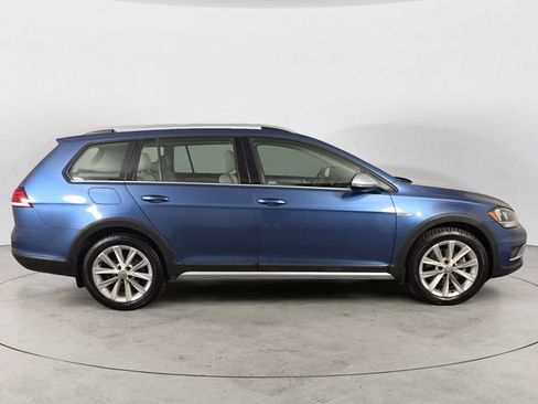 Used 2018 Volkswagen Golf Alltrack AWD/4WD image 6