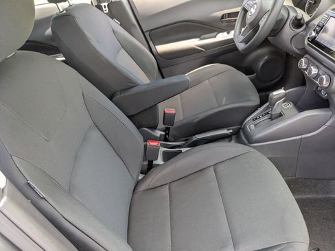 New 2025 Nissan Kicks Play S FWD image 32