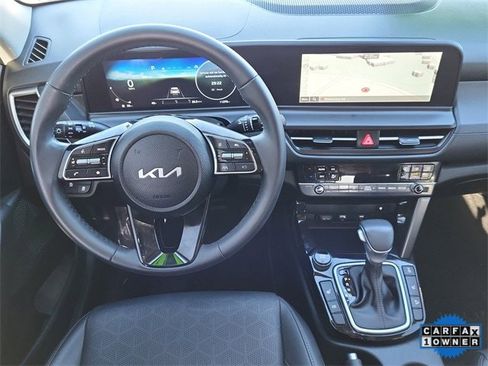 Used 2024 Kia Seltos EX image 28
