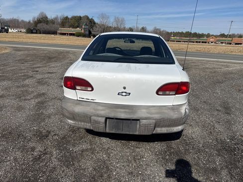 Used 1999 Chevrolet Cavalier Sedan image 7