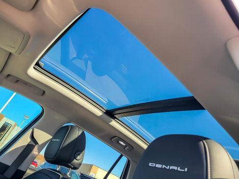 Used 2026 GMC Terrain Denali w/ LPO, Floor Liner Package image 10