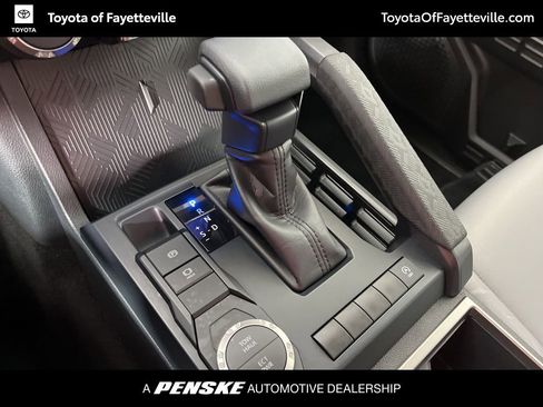 Certified 2025 Toyota Tacoma SR5 image 30