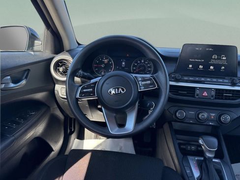 Used 2021 Kia Forte LXS image 9