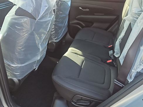 New 2026 Hyundai Tucson SE image 11