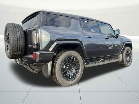 New 2025 GMC Hummer EV 2X w/ LPO, Dark Essentials Package image 8