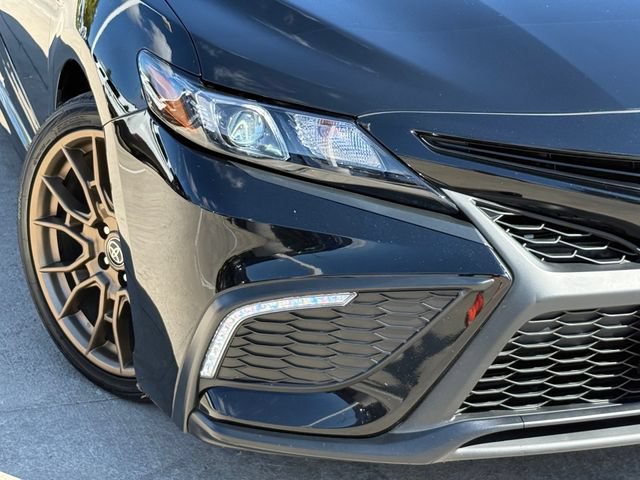 Used 2023 Toyota Camry SE w/ Convenience Package FWD image 4