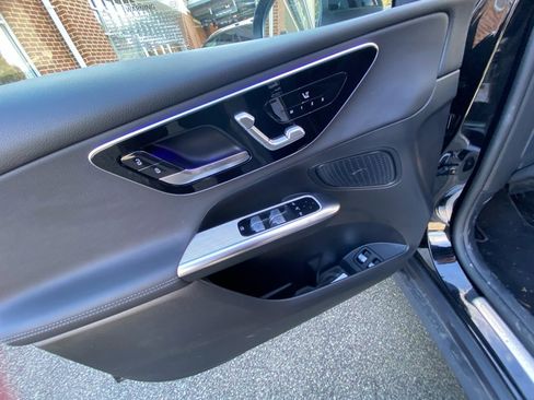 Certified 2025 Mercedes-Benz GLC 350e 4MATIC image 32