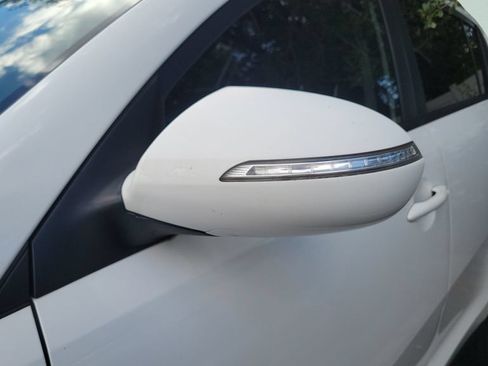 Used 2014 Kia Sportage LX FWD image 3