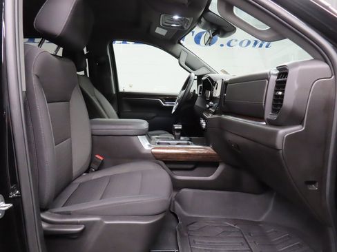 Used 2025 GMC Sierra 1500 Elevation image 26