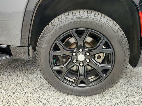 Used 2022 Jeep Wagoneer Series II image 9