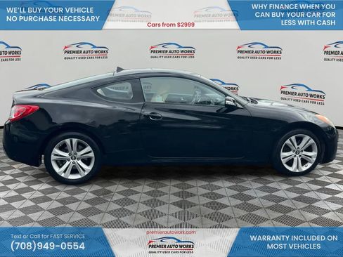 Used 2010 Hyundai Genesis 3.8 image 8