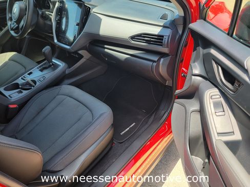 Used 2024 Subaru Crosstrek 2.0i Premium image 9