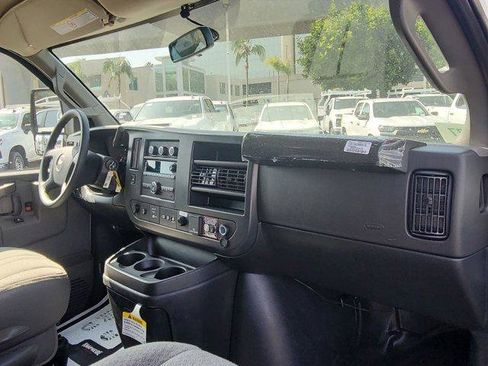 Used 2026 Chevrolet Express 3500 w/ Power Convenience Package RWD image 24