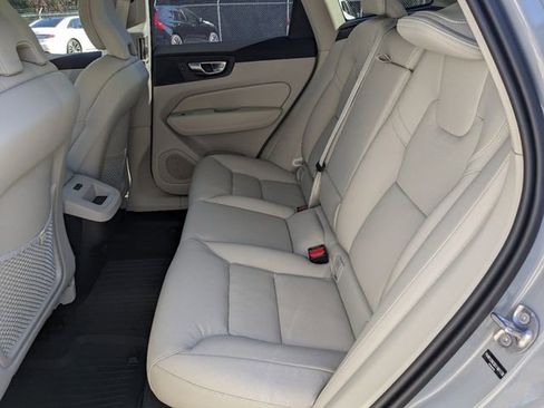 New 2025 Volvo XC60 B5 Plus w/ Protection Package Premier image 18