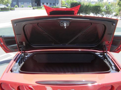 Used 2008 Chevrolet Corvette Convertible w/ Preferred Equipment Group RWD image 12