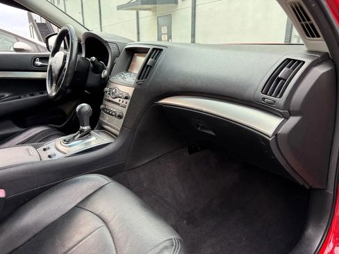 Used 2012 INFINITI G37 Journey w/ Premium Pkg image 19