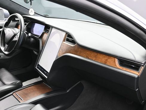 Used 2021 Tesla Model S Long Range image 37