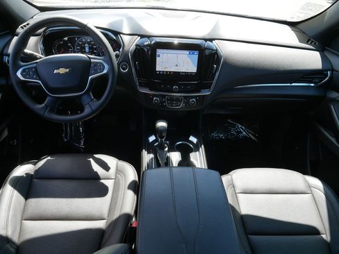 Used 2023 Chevrolet Traverse High Country AWD/4WD image 10