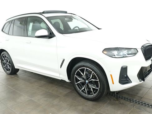 Used 2024 BMW X3 xDrive30i w/ Premium Package AWD/4WD image 6
