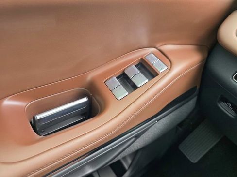 New 2025 Lincoln Navigator Reserve image 12