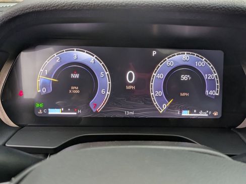 New 2025 Jeep Grand Cherokee Altitude image 17