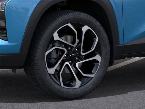 New 2026 Chevrolet Trax RS w/ Sunroof Package image 9