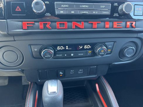Certified 2025 Nissan Frontier Pro-X RWD image 17