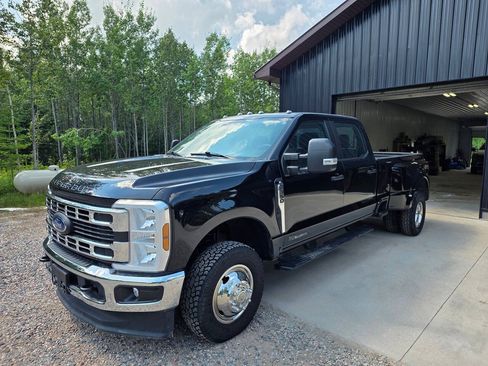 Used 2024 Ford F350 XL AWD/4WD image 1