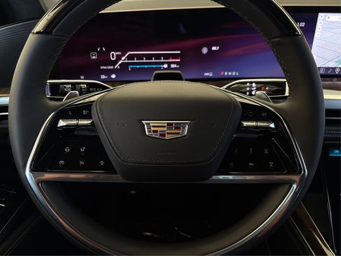 New 2026 Cadillac Escalade ESV Platinum Sport w/ LPO, ONYX Package image 19