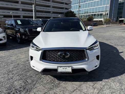 Certified 2023 INFINITI QX50 Luxe image 2
