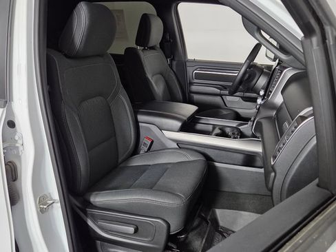Used 2024 RAM 1500 Big Horn AWD/4WD image 33