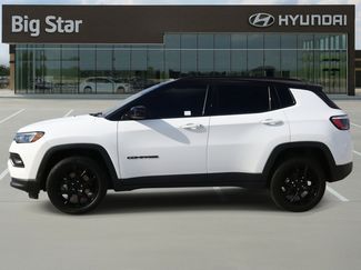 Used 2024 Jeep Compass Latitude w/ Altitude Special Edition video 2