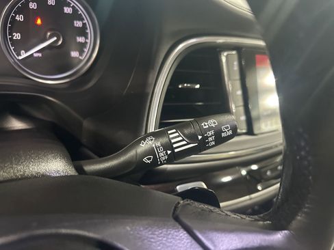 Used 2020 Buick Enclave Premium w/ Surround and Sites Package image 18