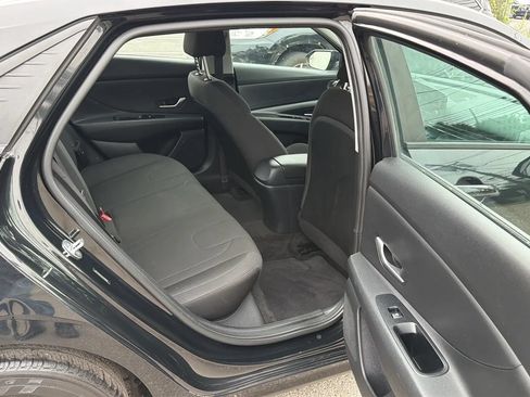 Used 2021 Hyundai Elantra SEL w/ Cargo Package FWD image 26
