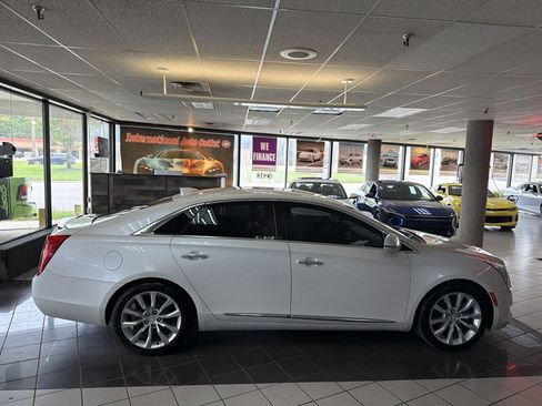 Used 2017 Cadillac XTS Luxury FWD image 5