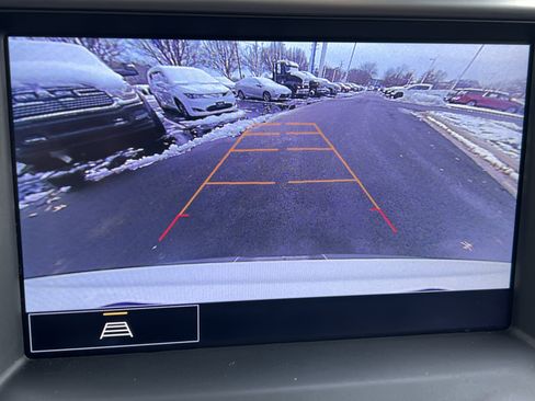 Certified 2023 GMC Acadia SLT w/ Elevation Edition image 25