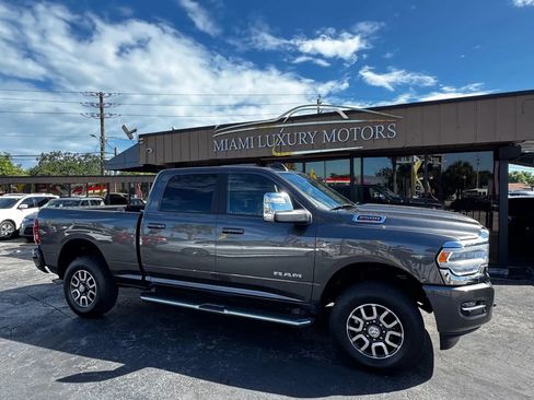 Used 2024 RAM 2500 Laramie AWD/4WD image 3