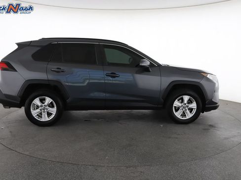 Used 2021 Toyota RAV4 XLE FWD image 14
