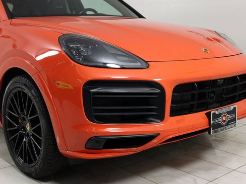 Used 2021 Porsche Cayenne GTS image 37