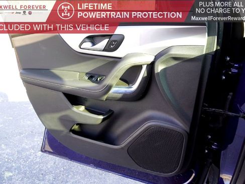 Used 2023 Chevrolet Blazer LT w/ LPO, Black Grille Bar Package image 21