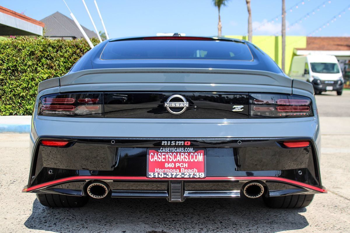 Used 2024 Nissan Z NISMO w/ Floor Mat Package RWD image 4
