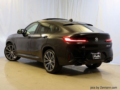 Certified 2022 BMW X4 M40i w/ Premium Package image 9