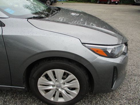 Used 2024 Nissan Sentra S FWD image 23