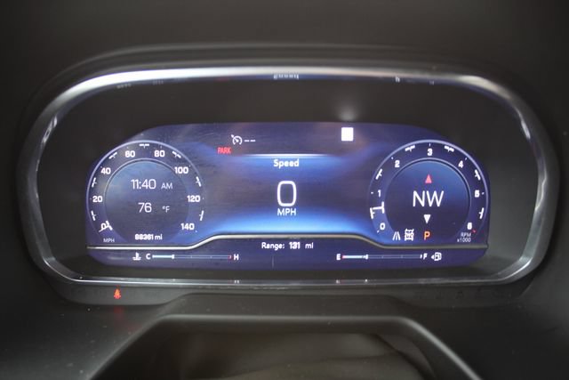 Used 2022 Chevrolet Tahoe LT w/ Luxury Package AWD/4WD image 27
