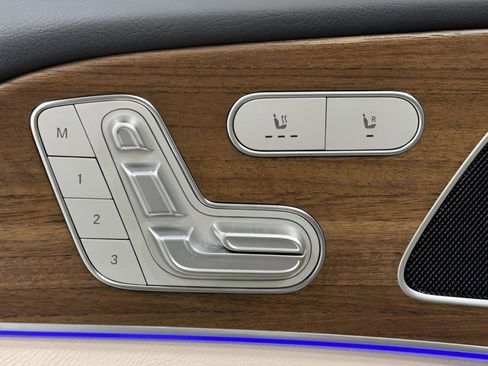 Certified 2025 Mercedes-Benz GLE 450 4MATIC image 25