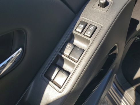 Certified 2023 Nissan Frontier SV w/ Midnight Edition Package image 10