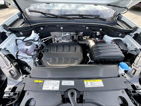 New 2025 Volkswagen Atlas Cross Sport SEL Premium R-Line image 12