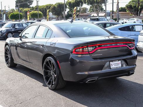 Used 2023 Dodge Charger SXT RWD image 7