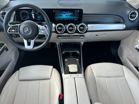 Used 2022 Mercedes-Benz GLB 250 image 14