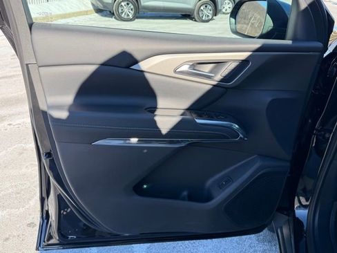 New 2026 Chevrolet Traverse LT w/ Midnight/Sport Edition image 27